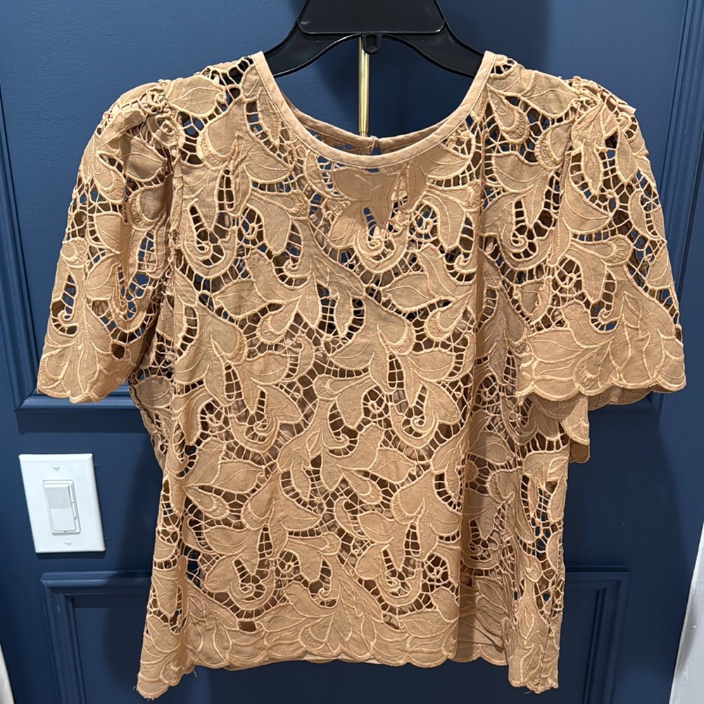 Express Lace Top in Beige